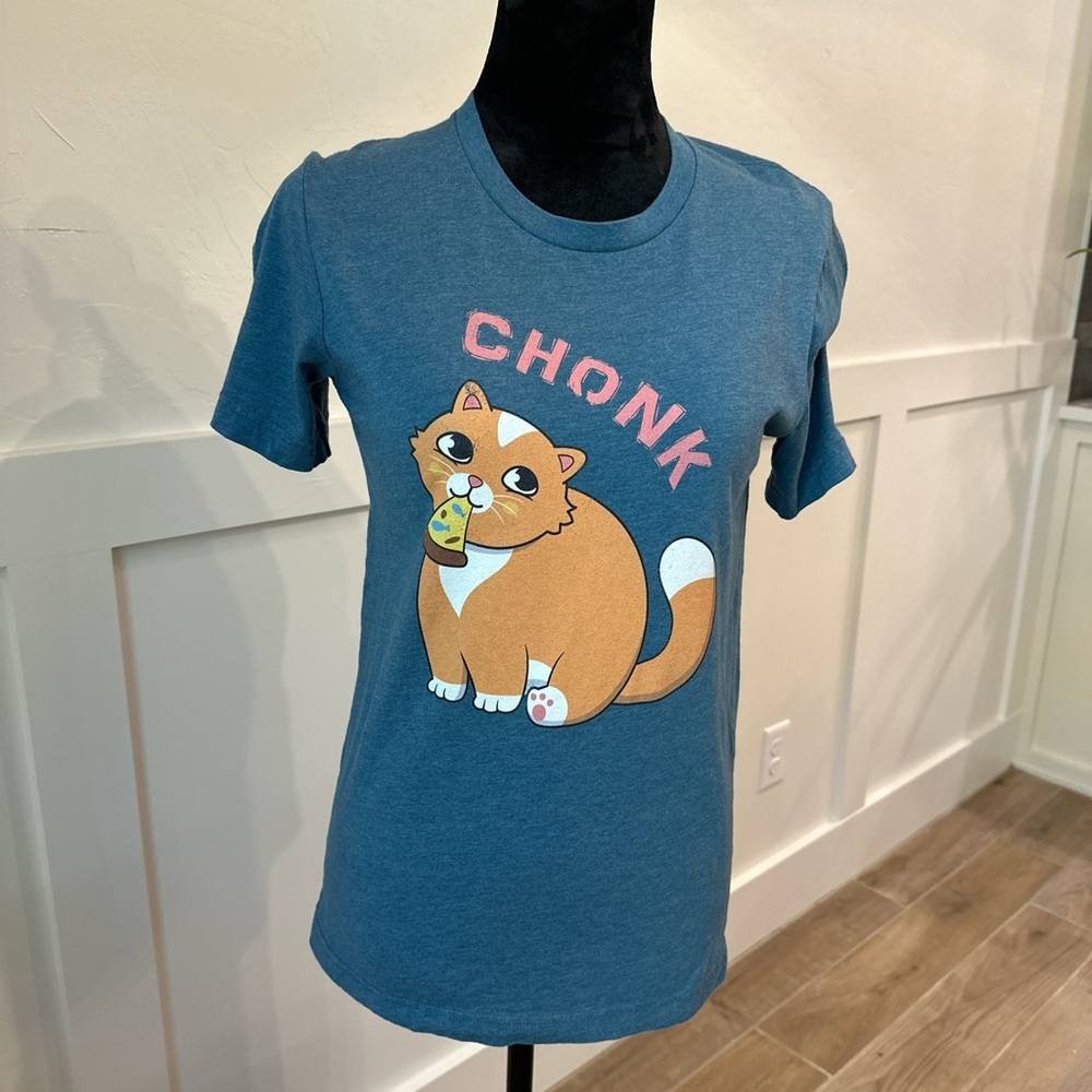 Chonk Graphic Tee -‎ Blue